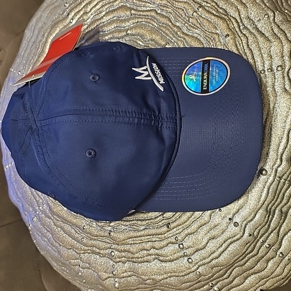 Mission Other - Mission Enduracool Hat.    Size Unisex